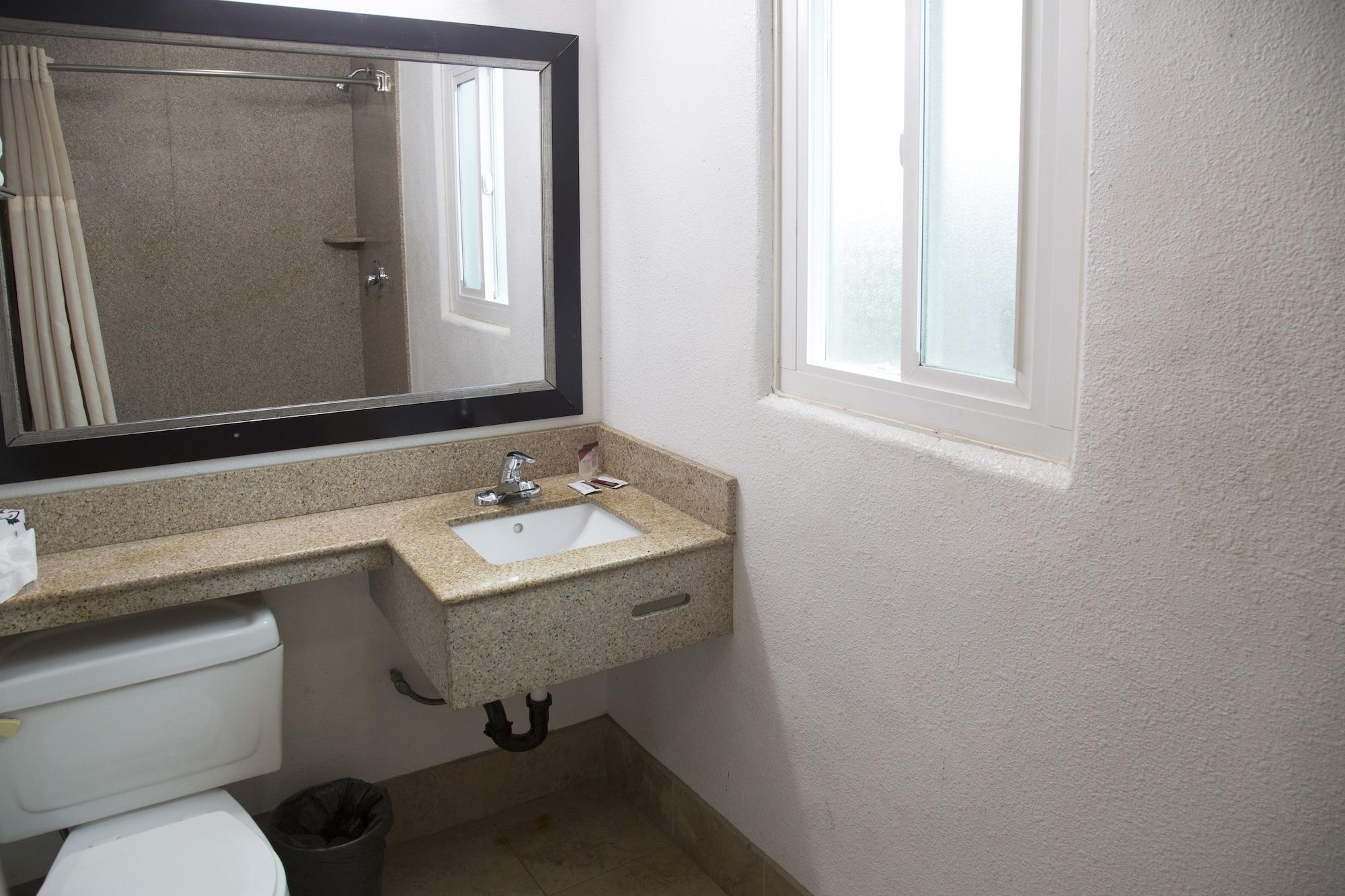 Harbor Inn & Suites Oceanside Exteriér fotografie